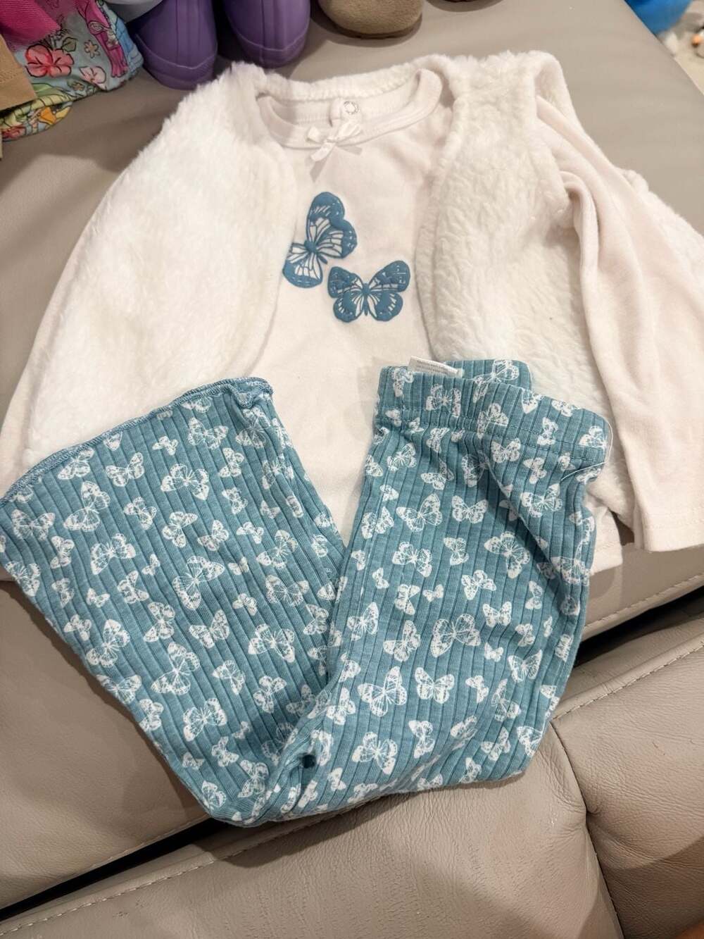 Ivy Hill Butterfly Blue & White Pants Shirt and Faux Fur Vest